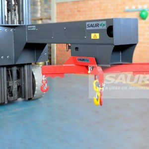LANÇA GUINDASTE COM CABOS PARA IÇAMENTO DE CARGAS